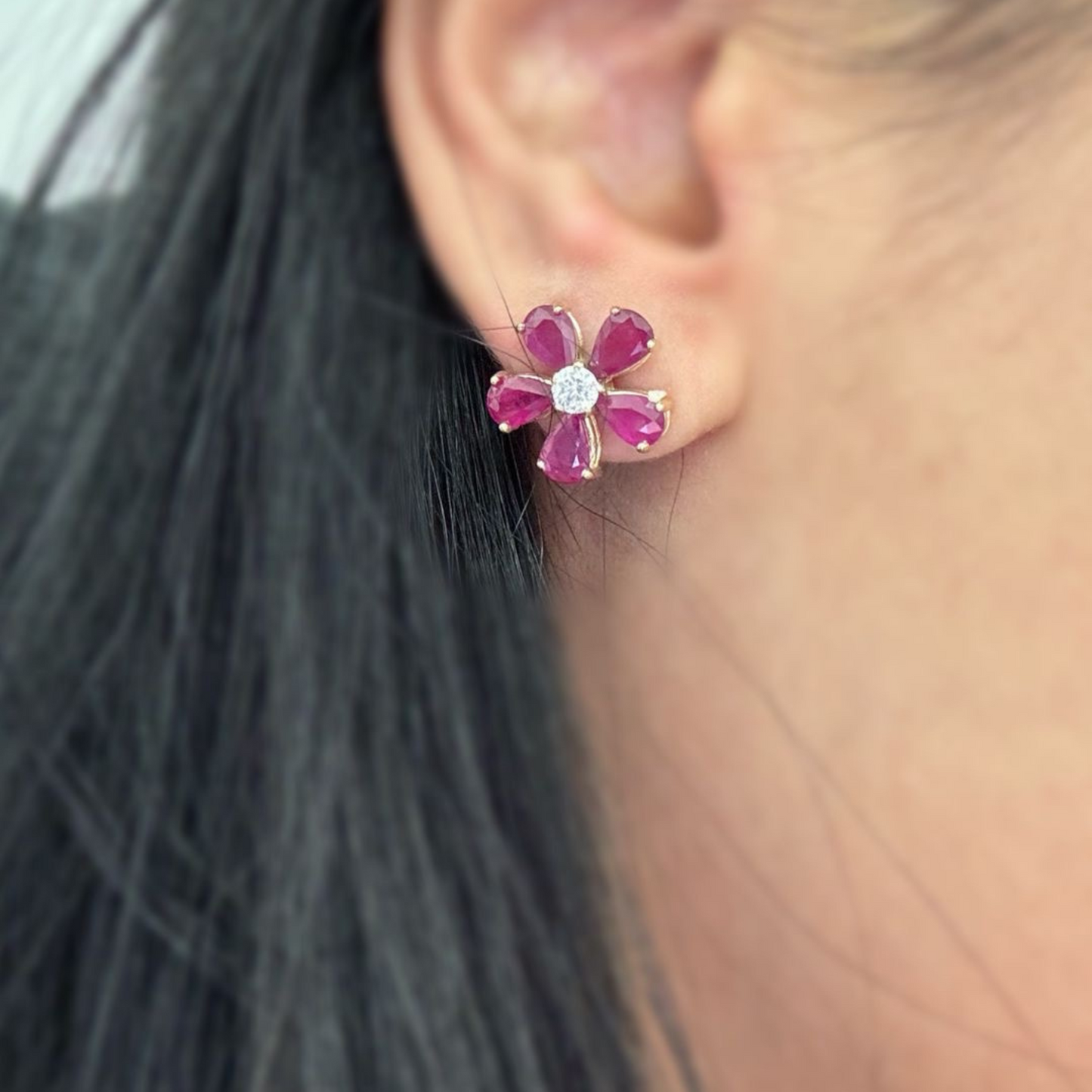 flower earring D .50 R 5 ctw