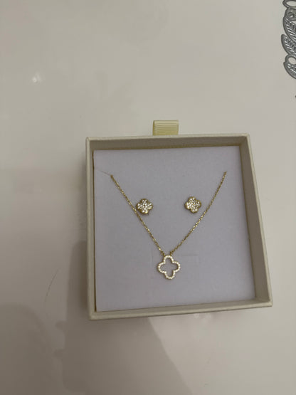 18k gold plated clover necklace & studs