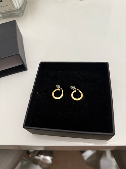 18 k gold plated hoops