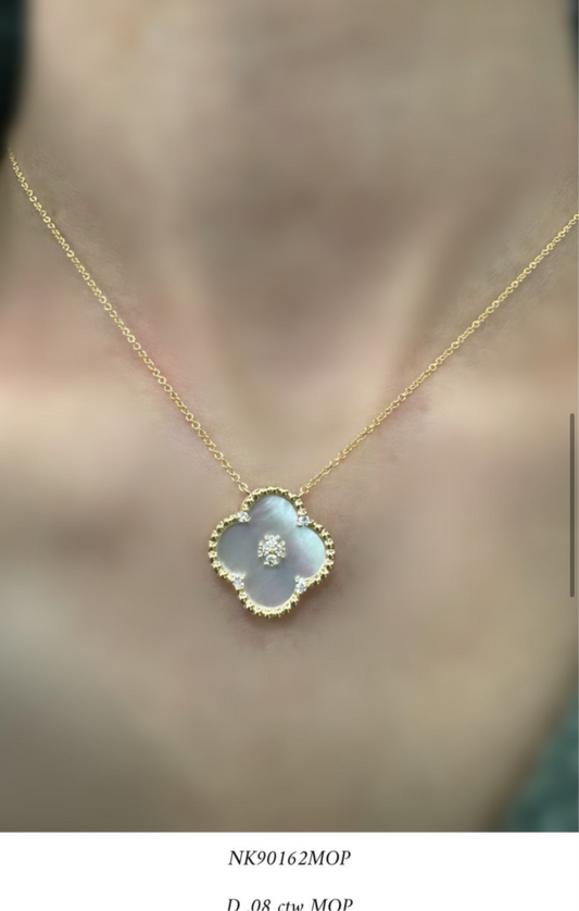 Clover 14k Gold Mop necklace
