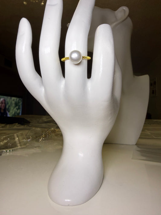 Pearl gold plated ring