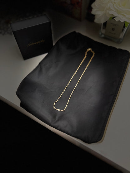 18 k gold plated necklace